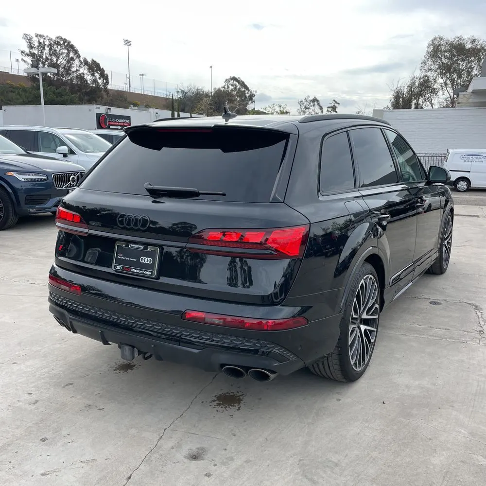 2025 Audi SQ7 Prestige