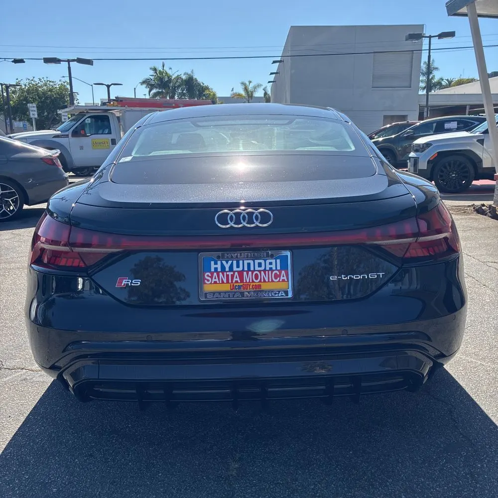 2024 Audi RS e-tron GT Base