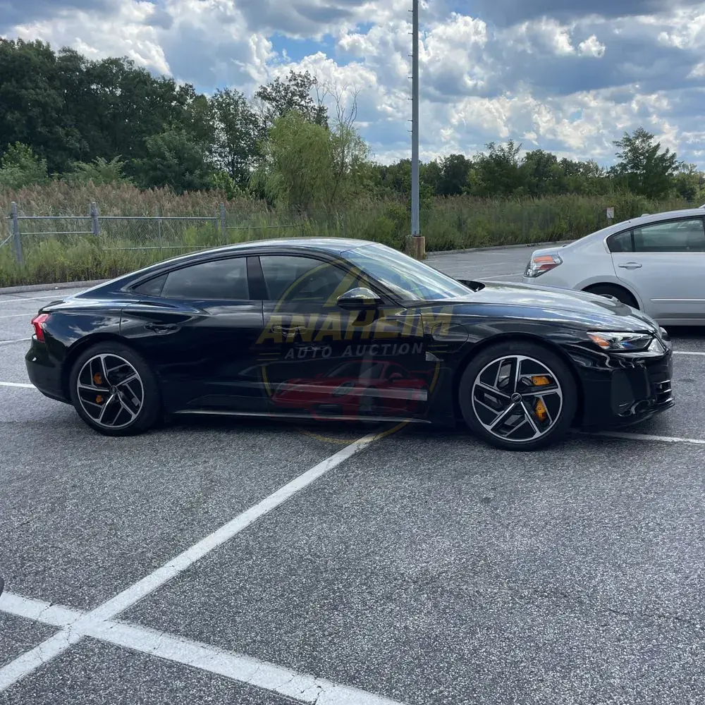 2024 Audi RS e-tron GT Base