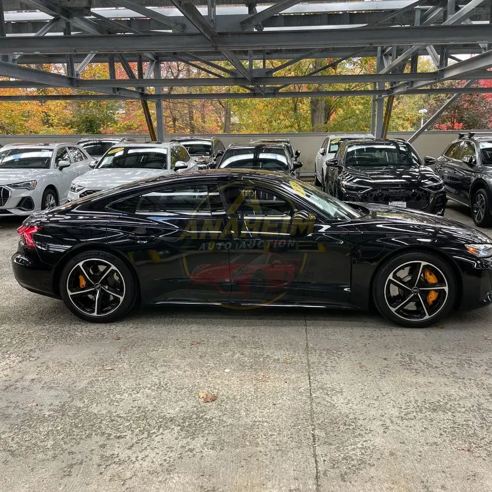 2024 Audi RS e-tron GT Base