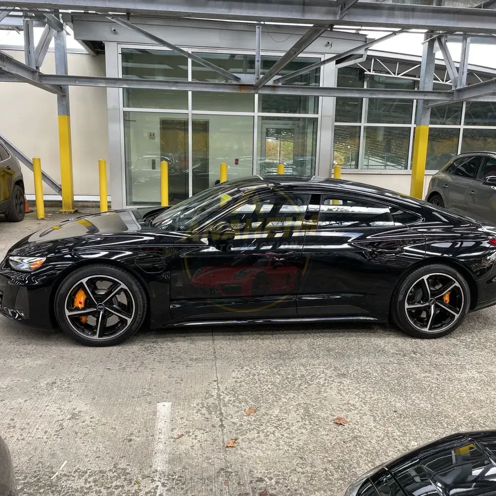 2024 Audi RS e-tron GT Base