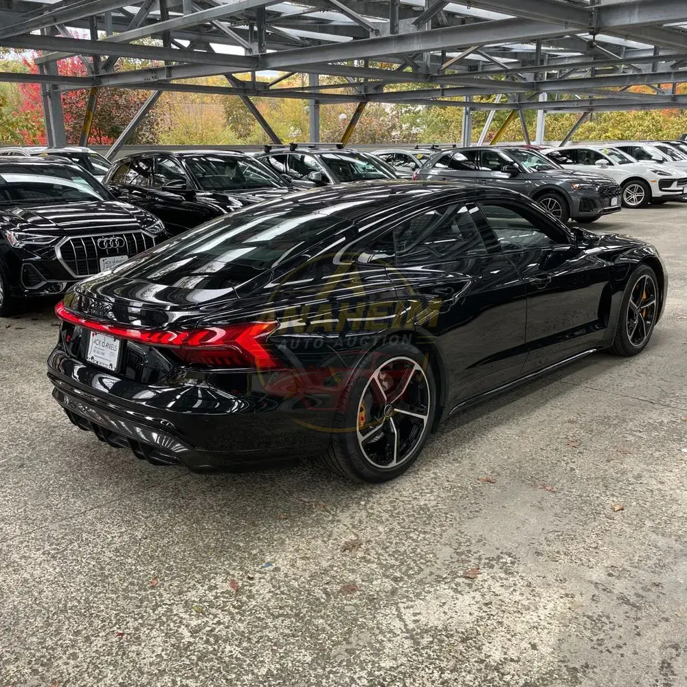 2024 Audi RS e-tron GT Base