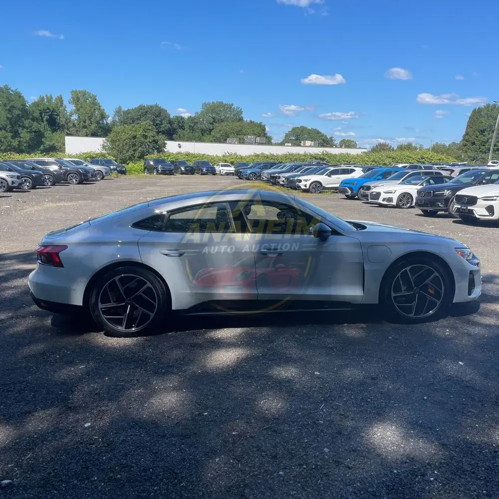 2023 Audi e-tron GT RS