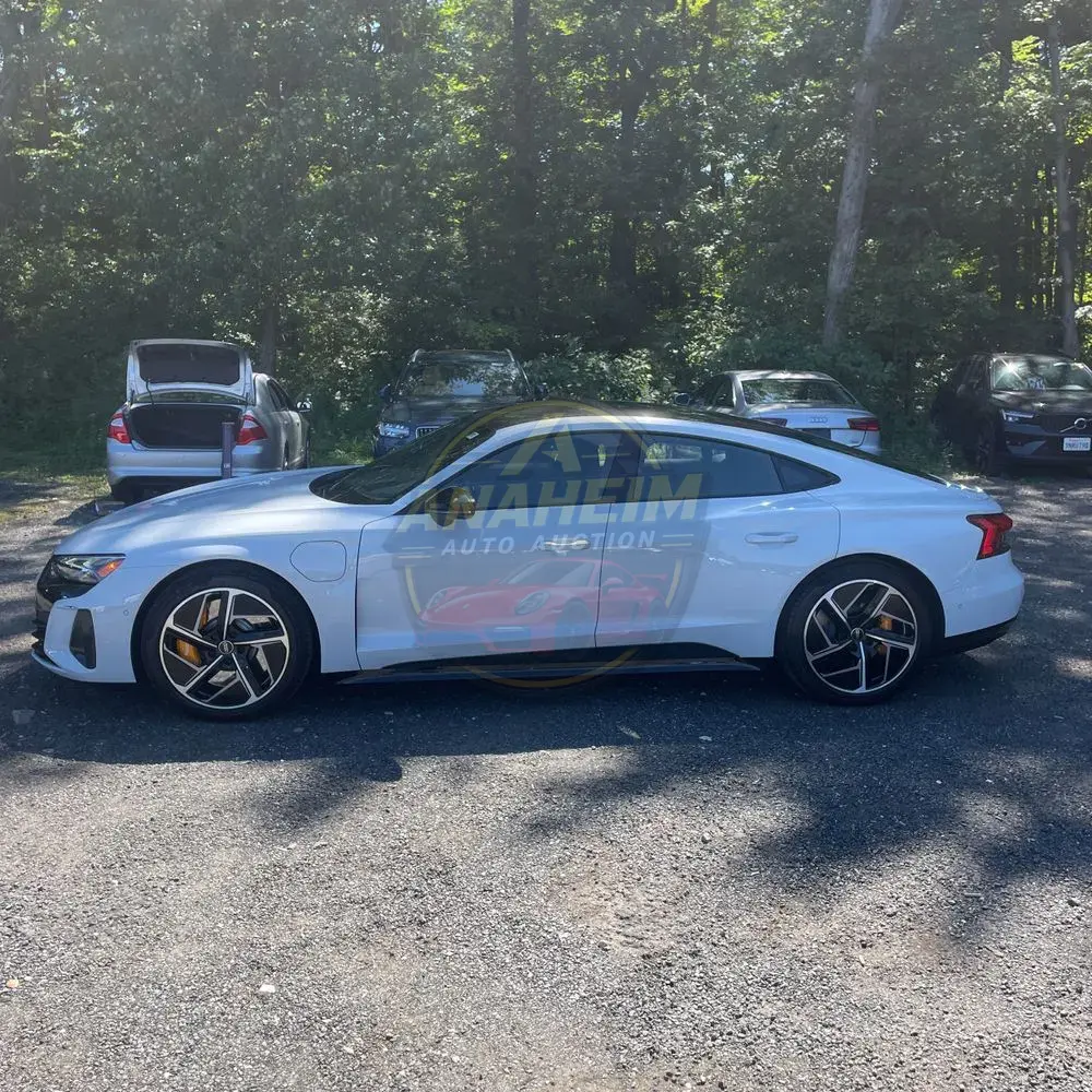 2023 Audi e-tron GT RS