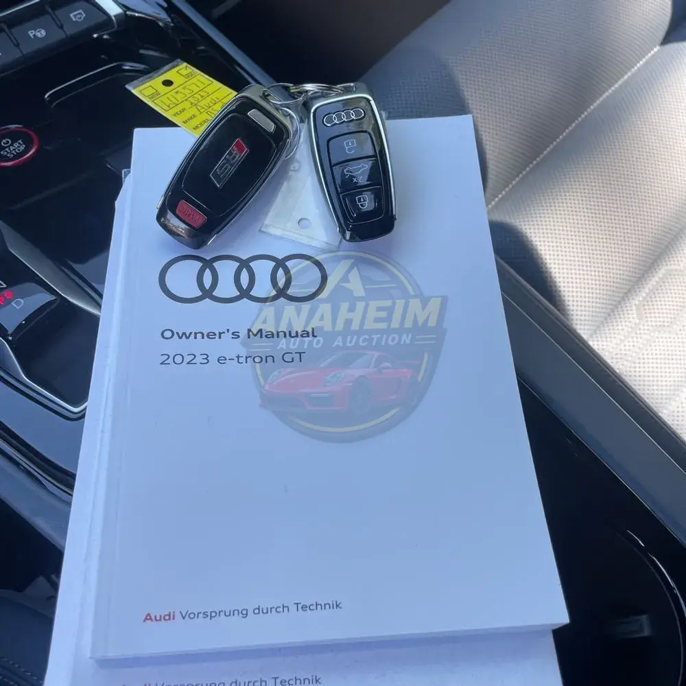 2023 Audi e-tron GT RS