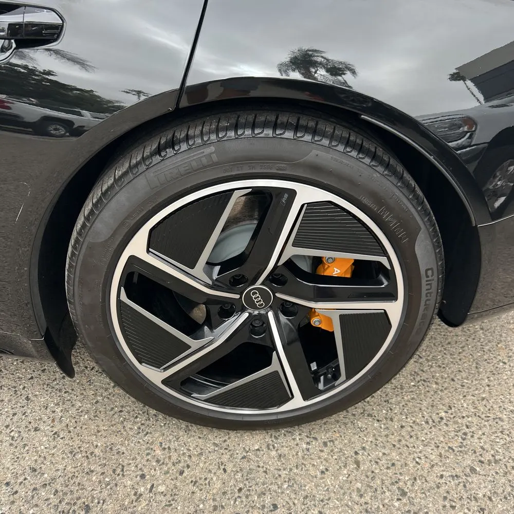 2024 Audi RS e-tron GT Base