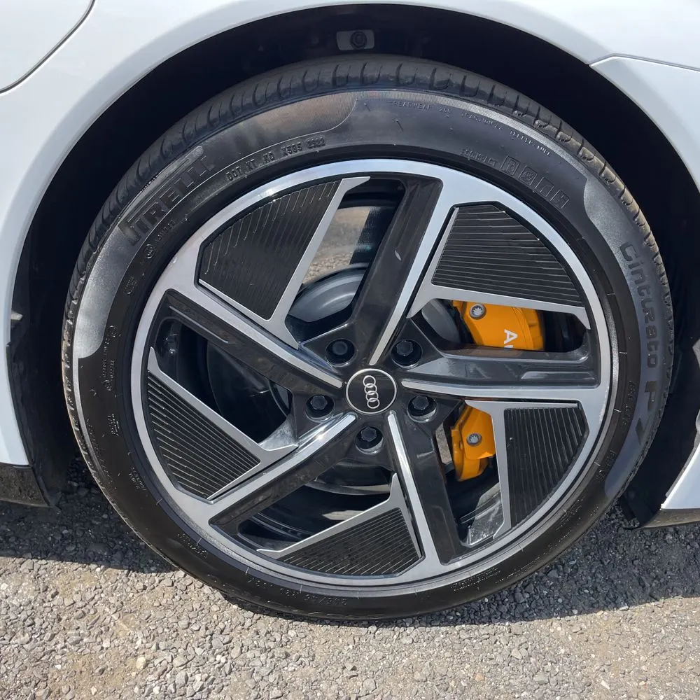 2023 Audi e-tron GT RS