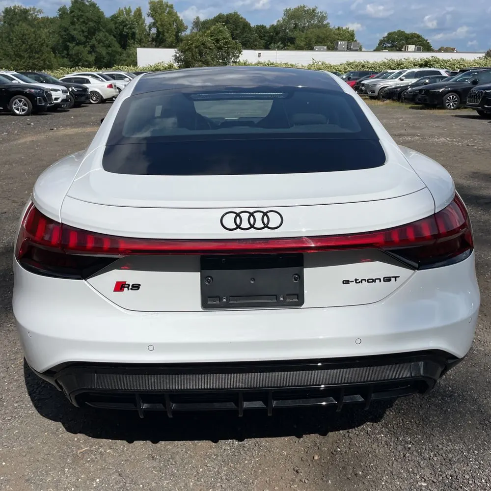 2023 Audi e-tron GT RS