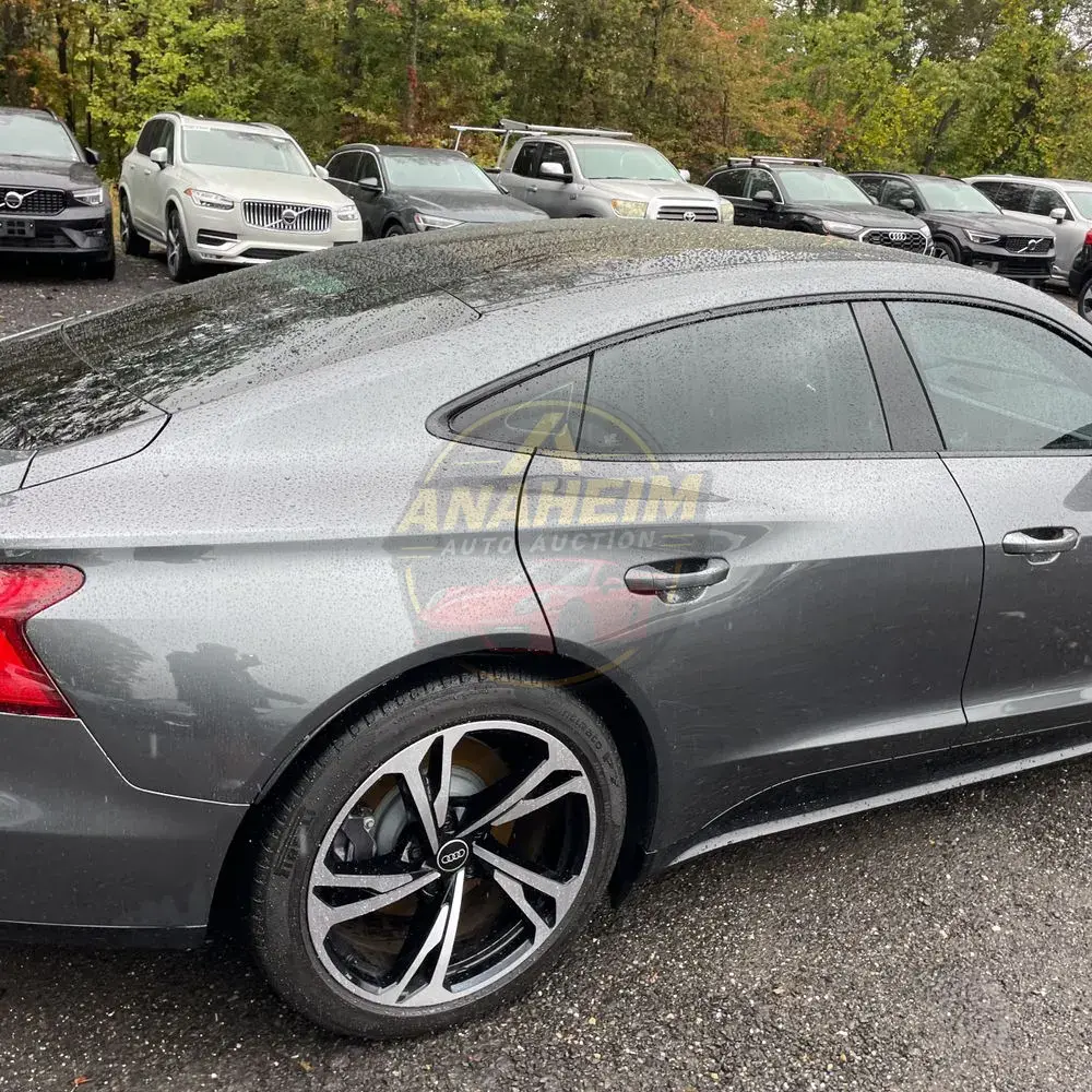 2023 Audi e-tron GT Premium Plus