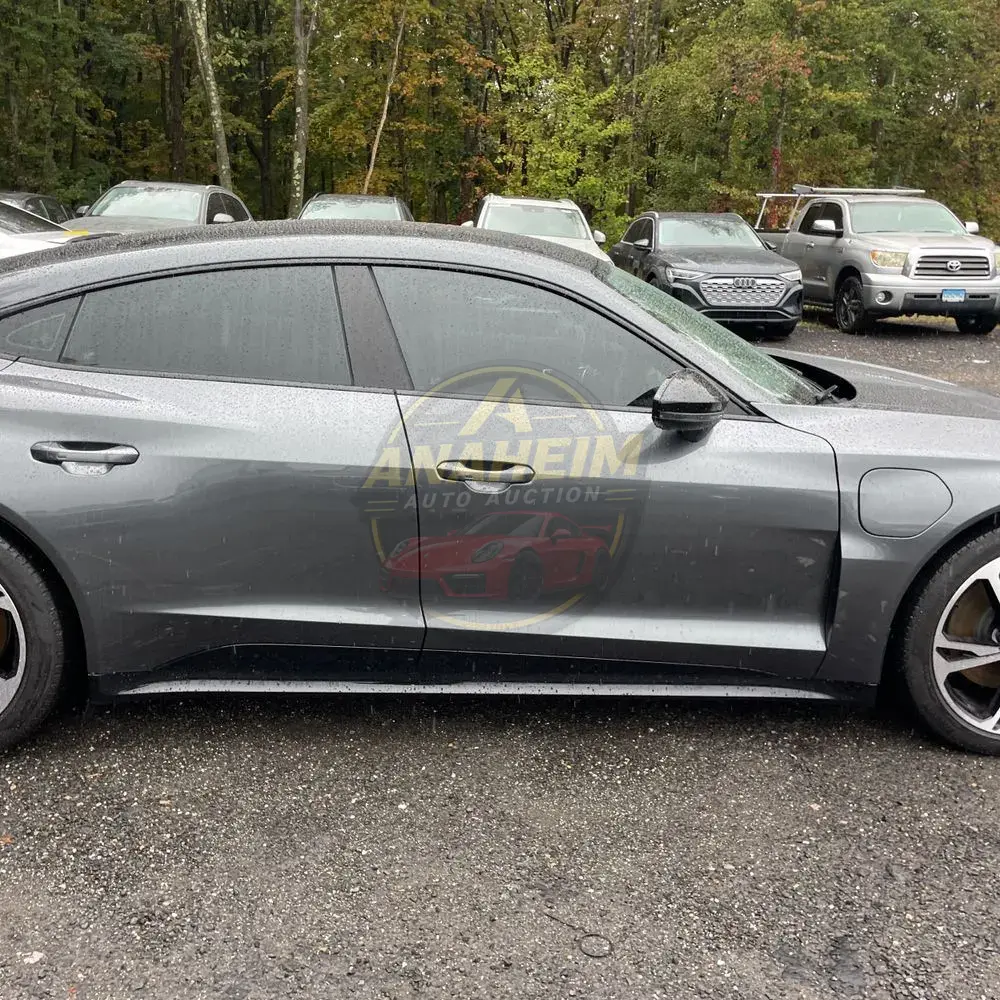 2023 Audi e-tron GT Premium Plus