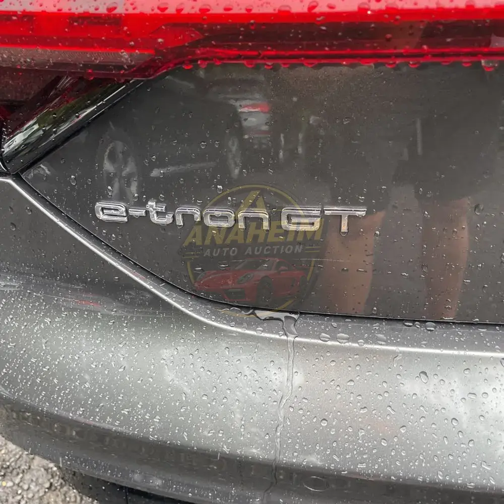 2023 Audi e-tron GT Premium Plus
