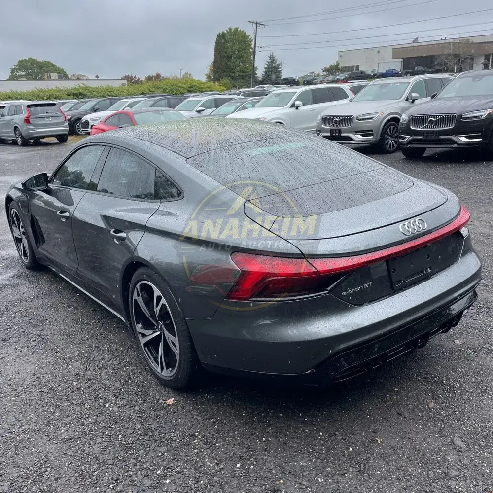 2023 Audi e-tron GT Premium Plus