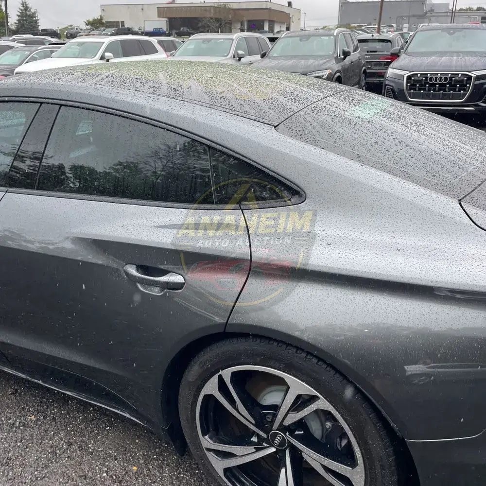 2023 Audi e-tron GT Premium Plus