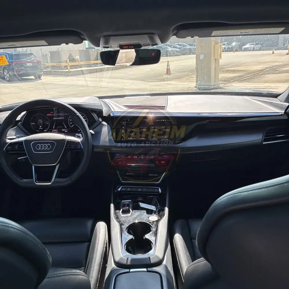 2023 Audi e-tron GT Premium Plus