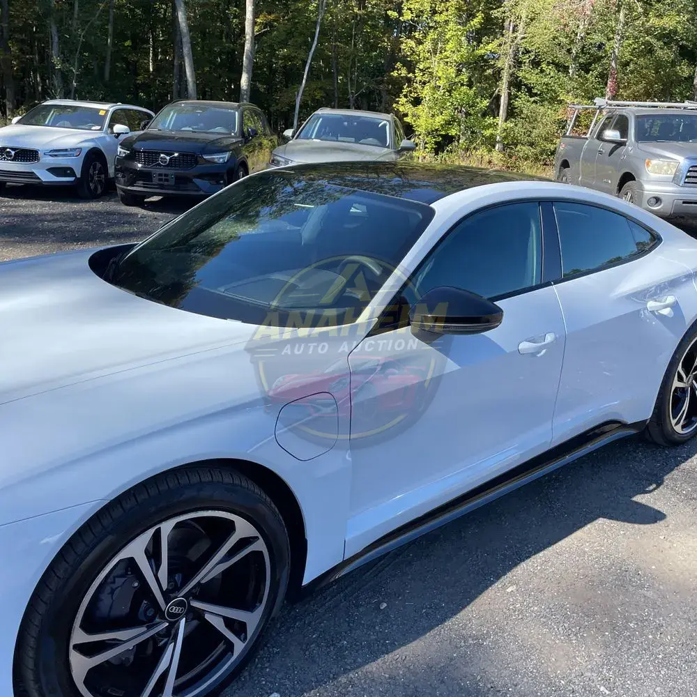 2023 Audi e-tron GT Premium Plus