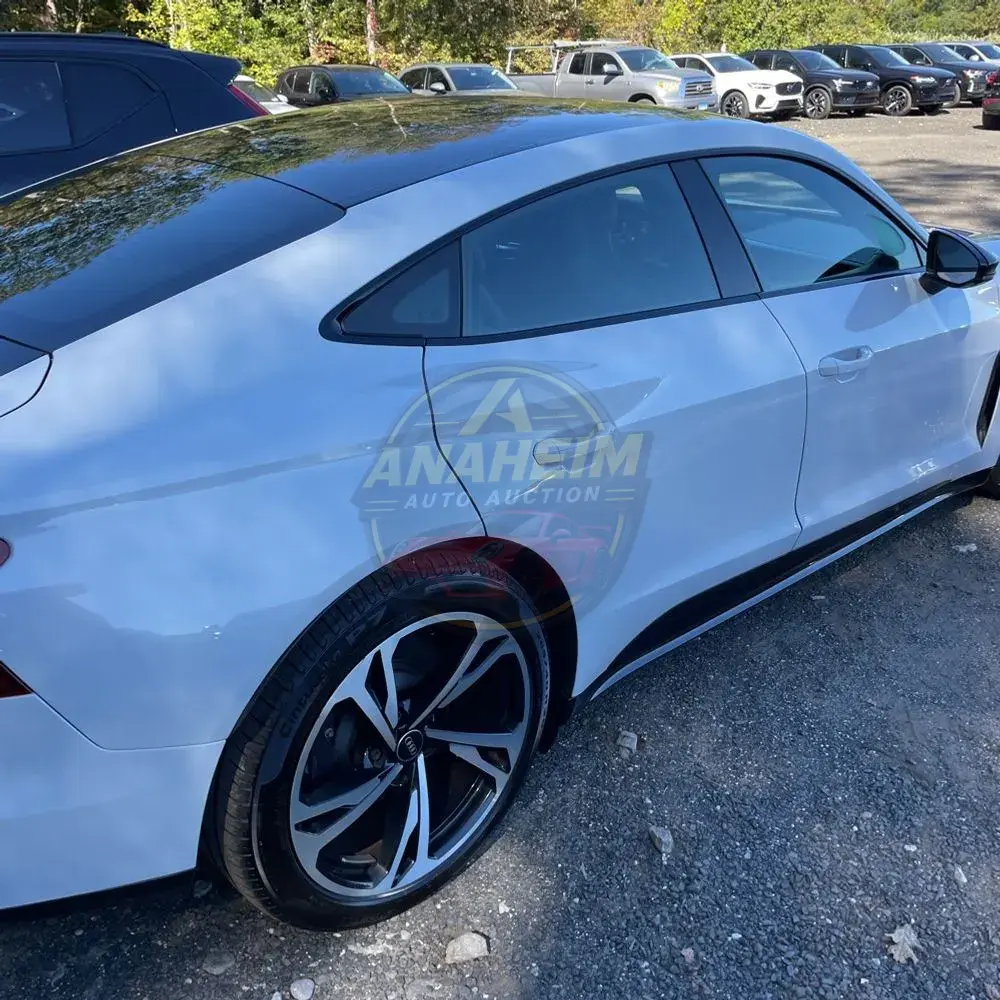 2023 Audi e-tron GT Premium Plus