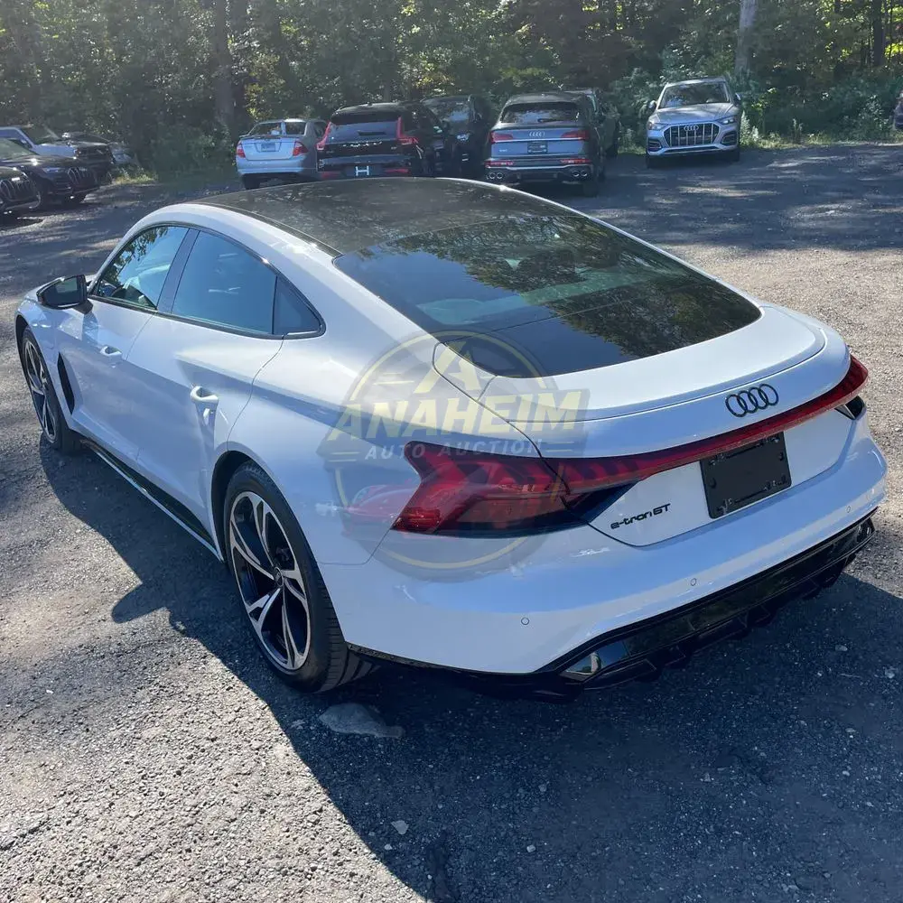 2023 Audi e-tron GT Premium Plus