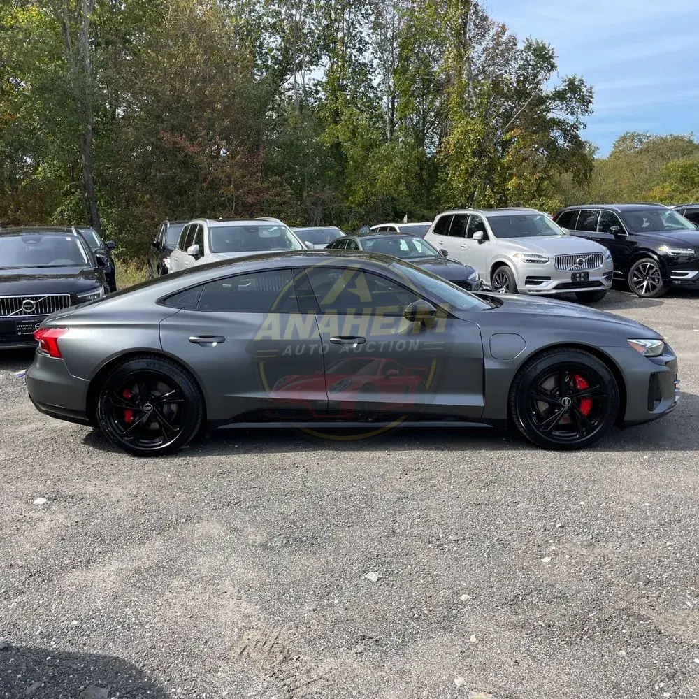 2023 Audi e-tron GT Premium Plus