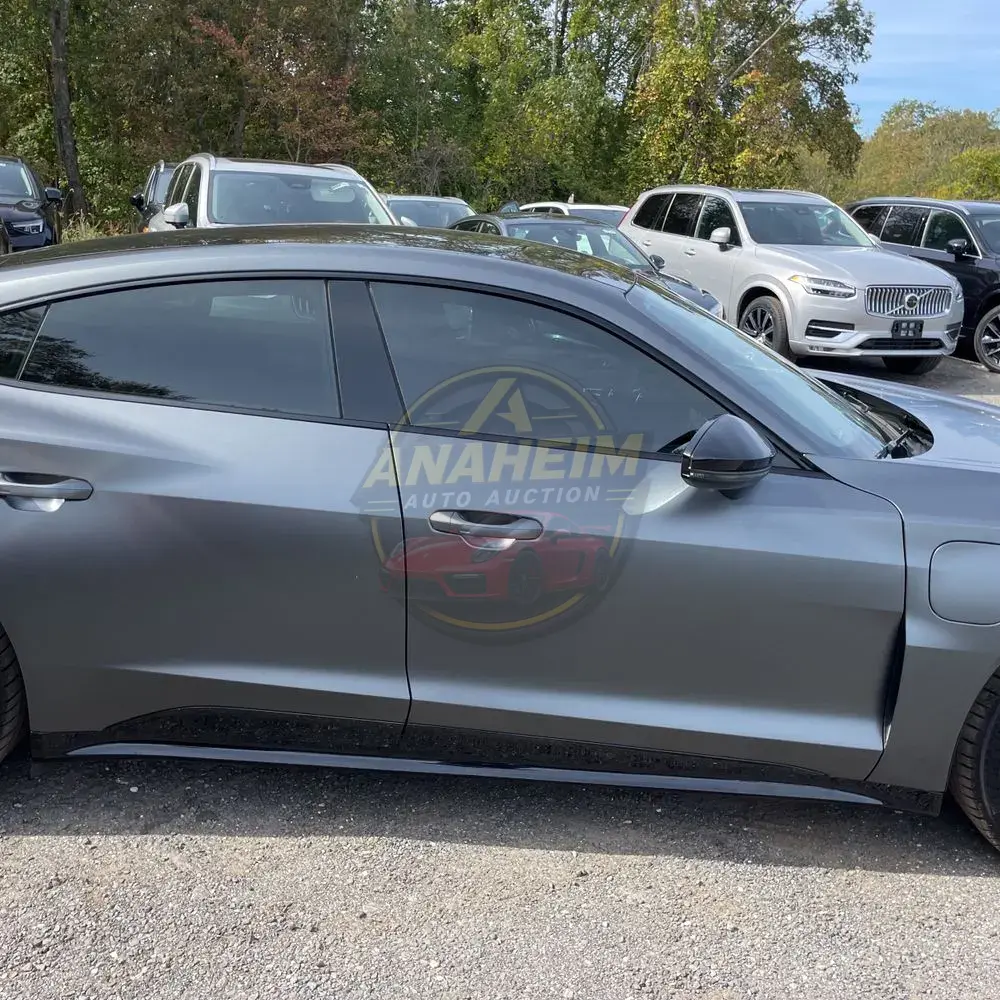 2023 Audi e-tron GT Premium Plus
