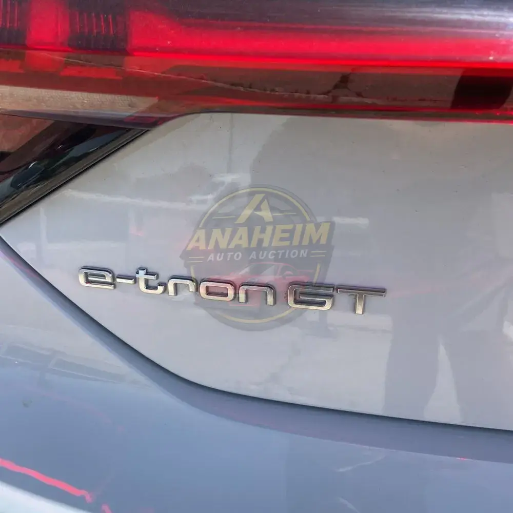 2022 Audi e-tron GT Premium Plus
