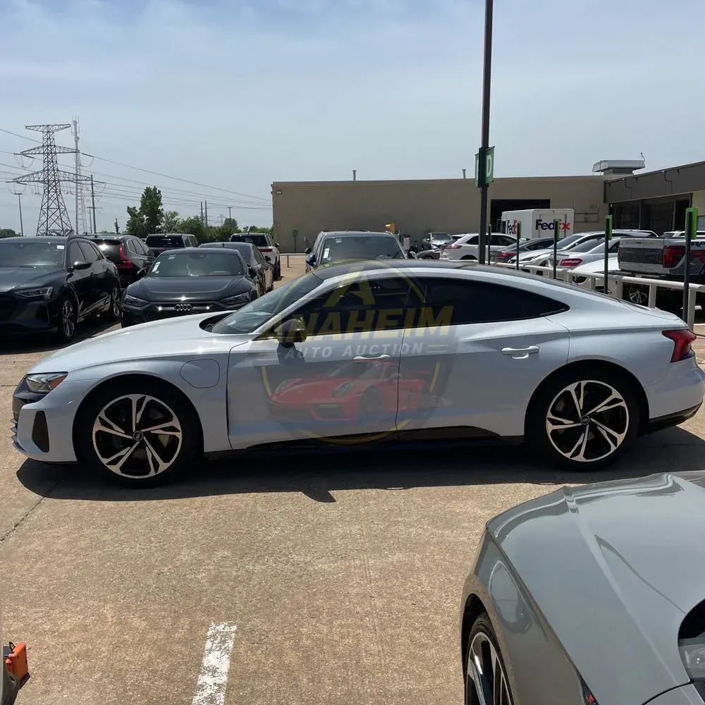 2022 Audi e-tron GT Premium Plus