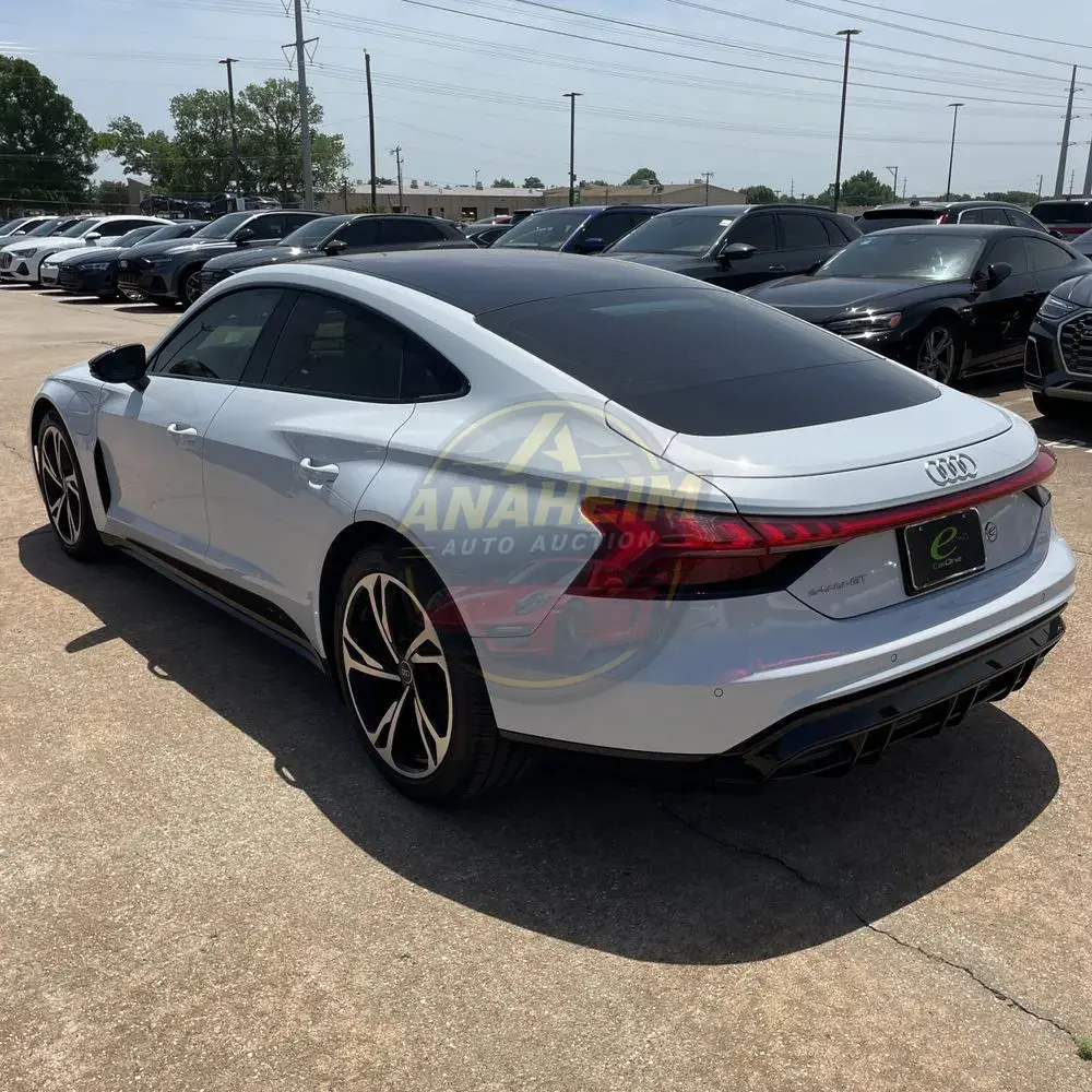 2022 Audi e-tron GT Premium Plus