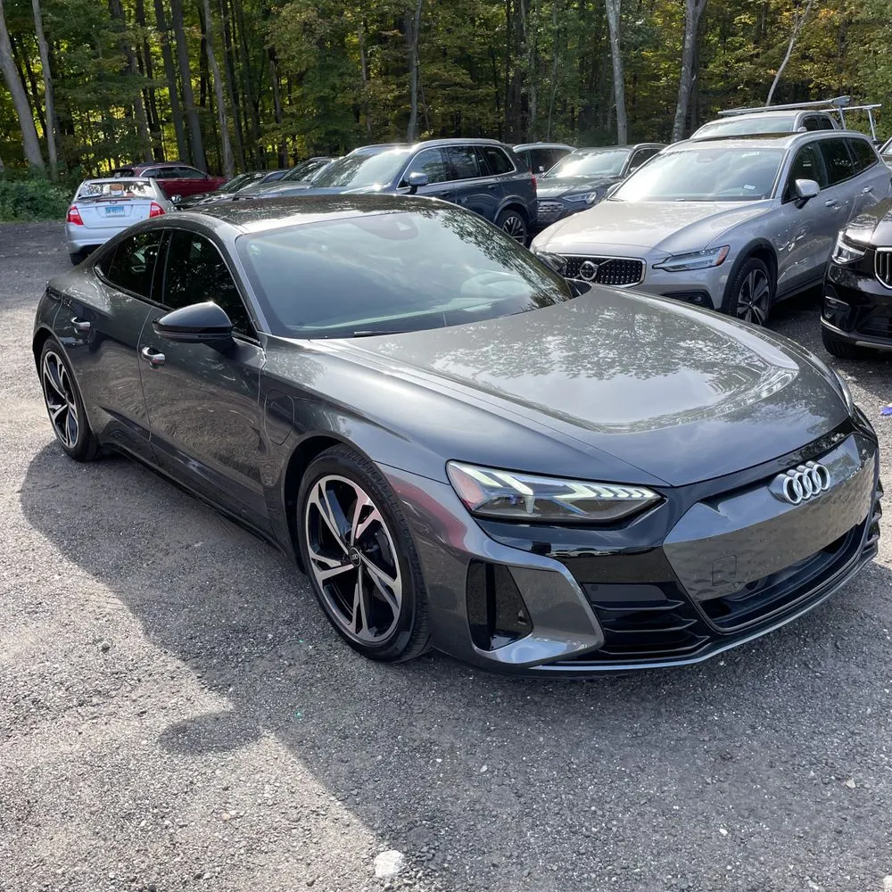 2023 Audi e-tron GT Premium Plus