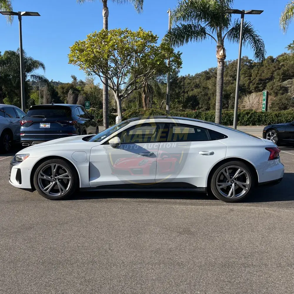 2023 Audi e-tron GT Prestige
