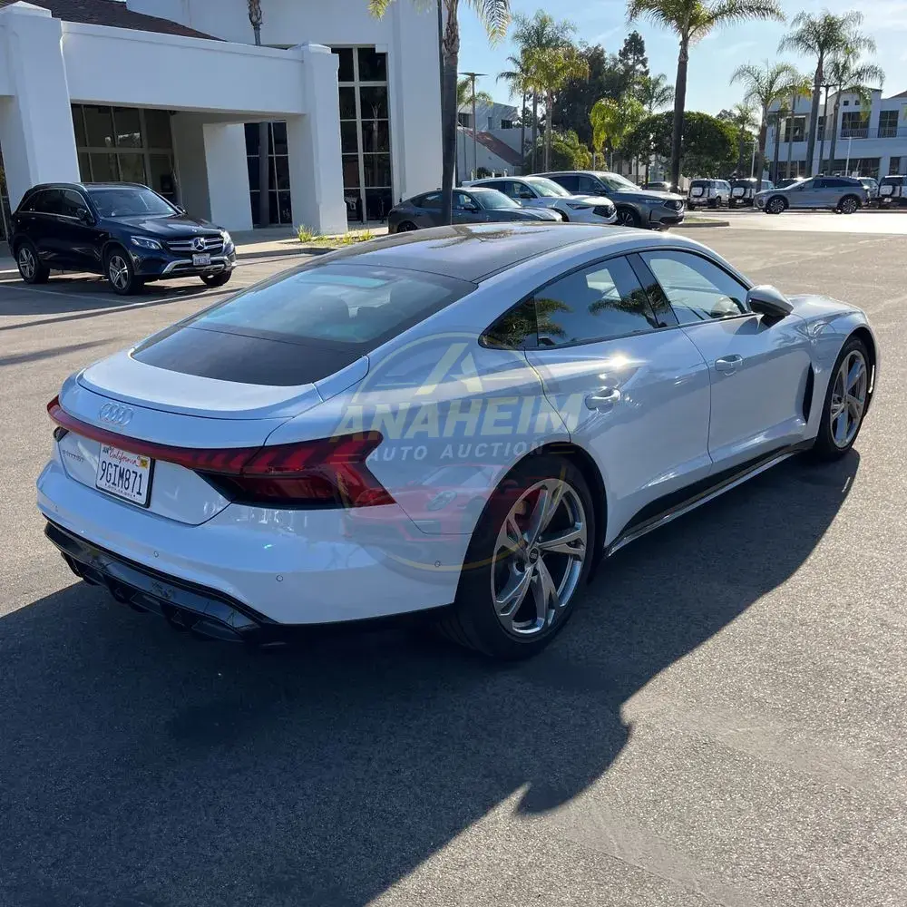 2023 Audi e-tron GT Prestige