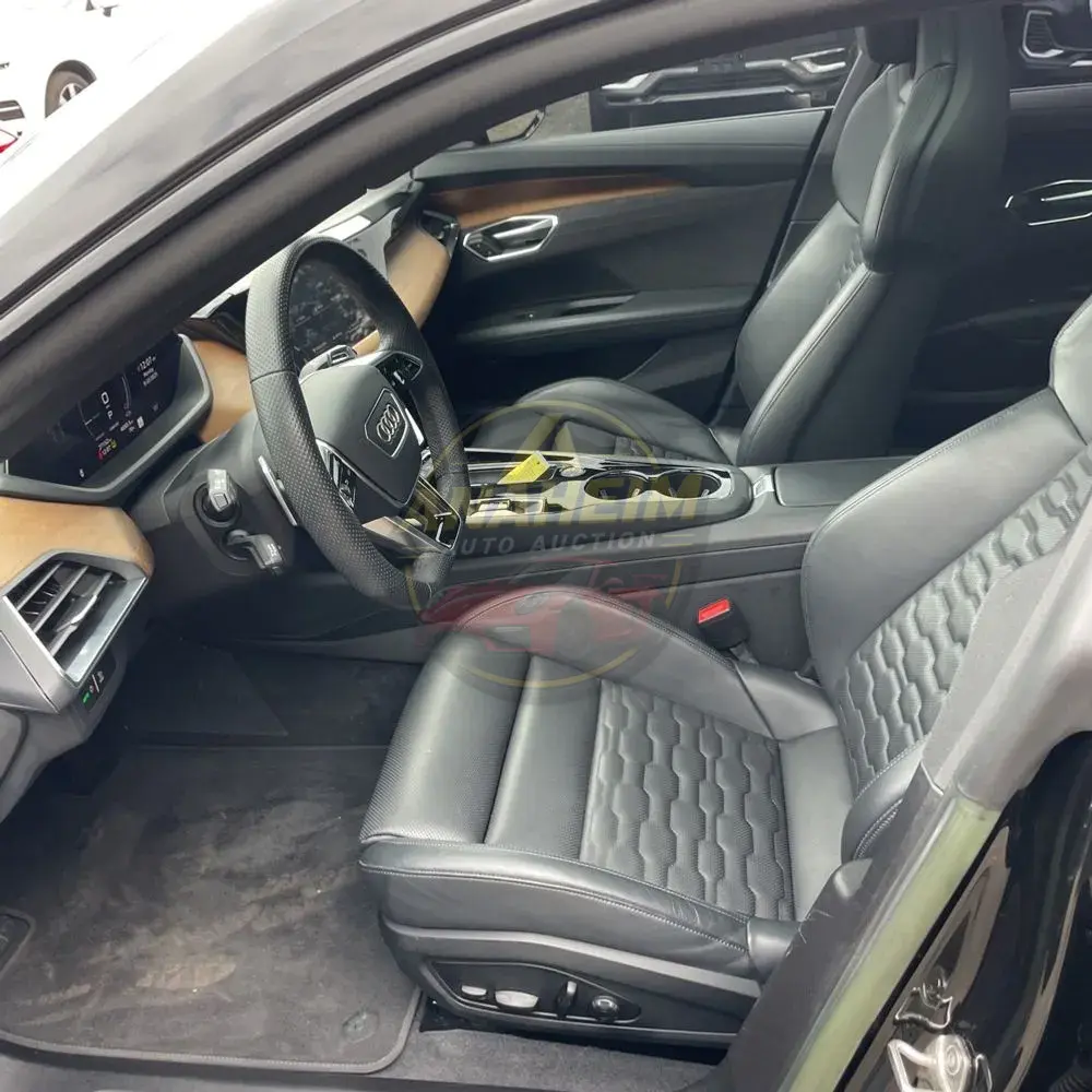 2023 Audi e-tron GT Prestige