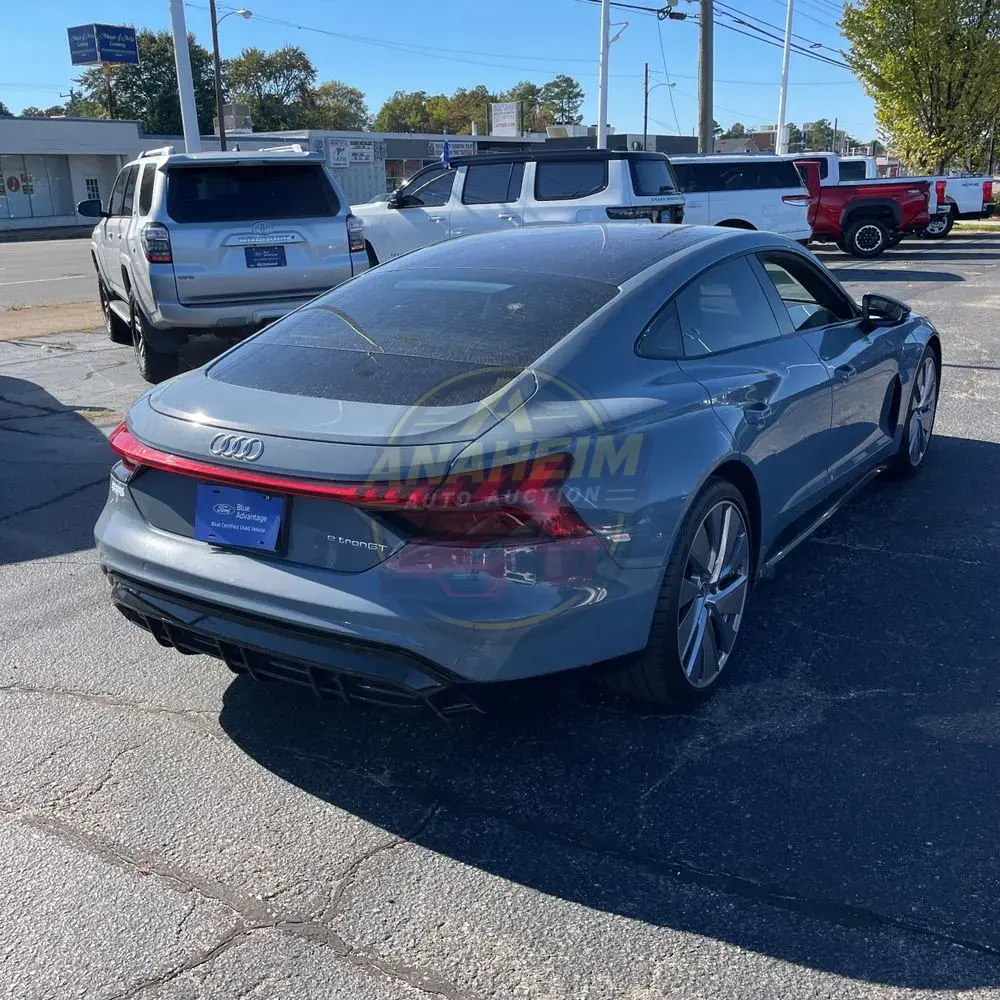 2022 Audi e-tron GT Prestige
