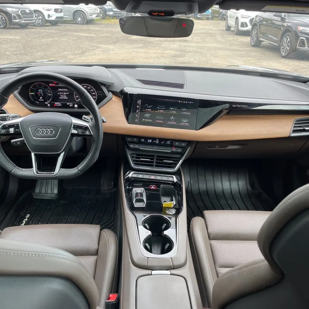 2023 Audi e-tron GT Premium Plus