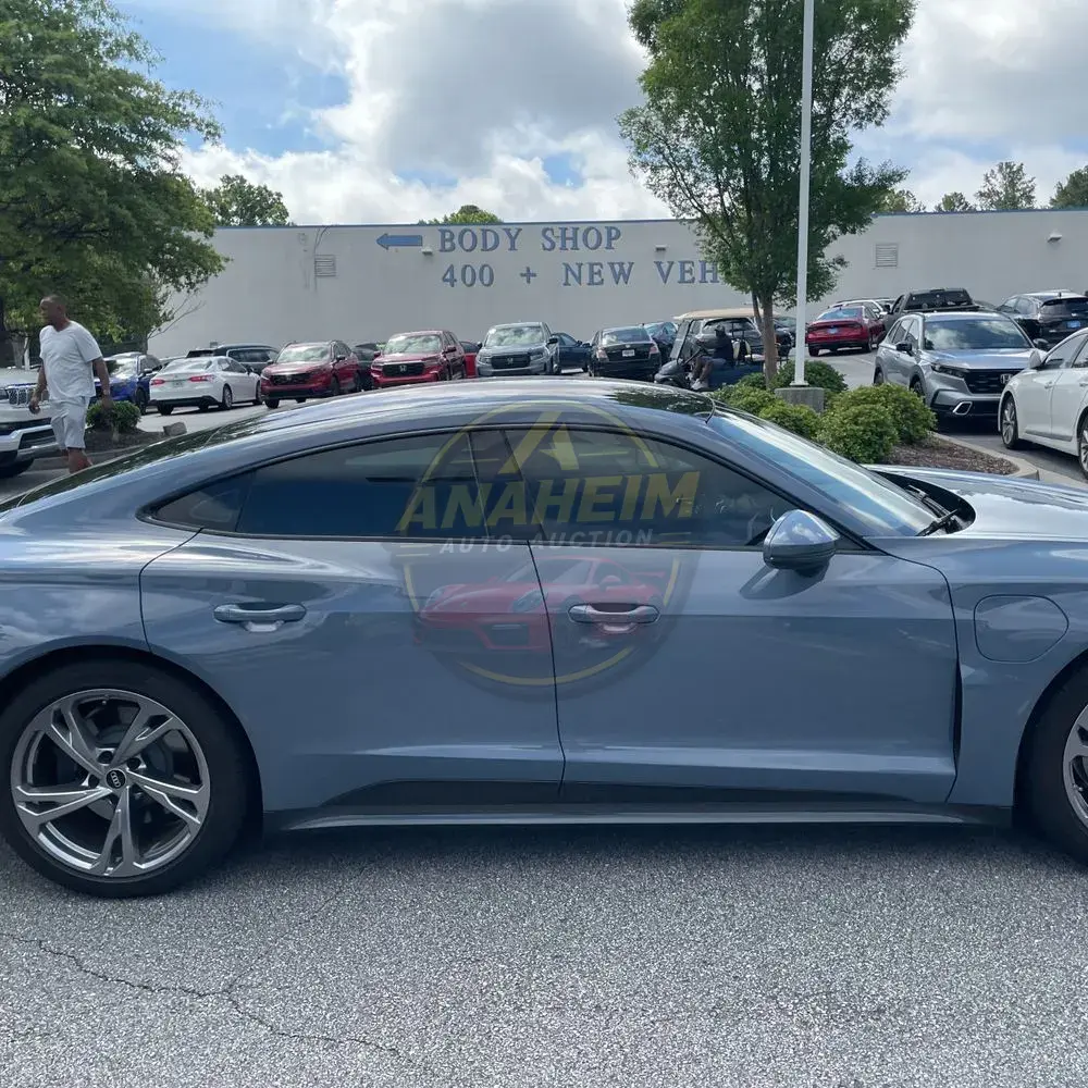 2022 Audi e-tron GT Premium Plus