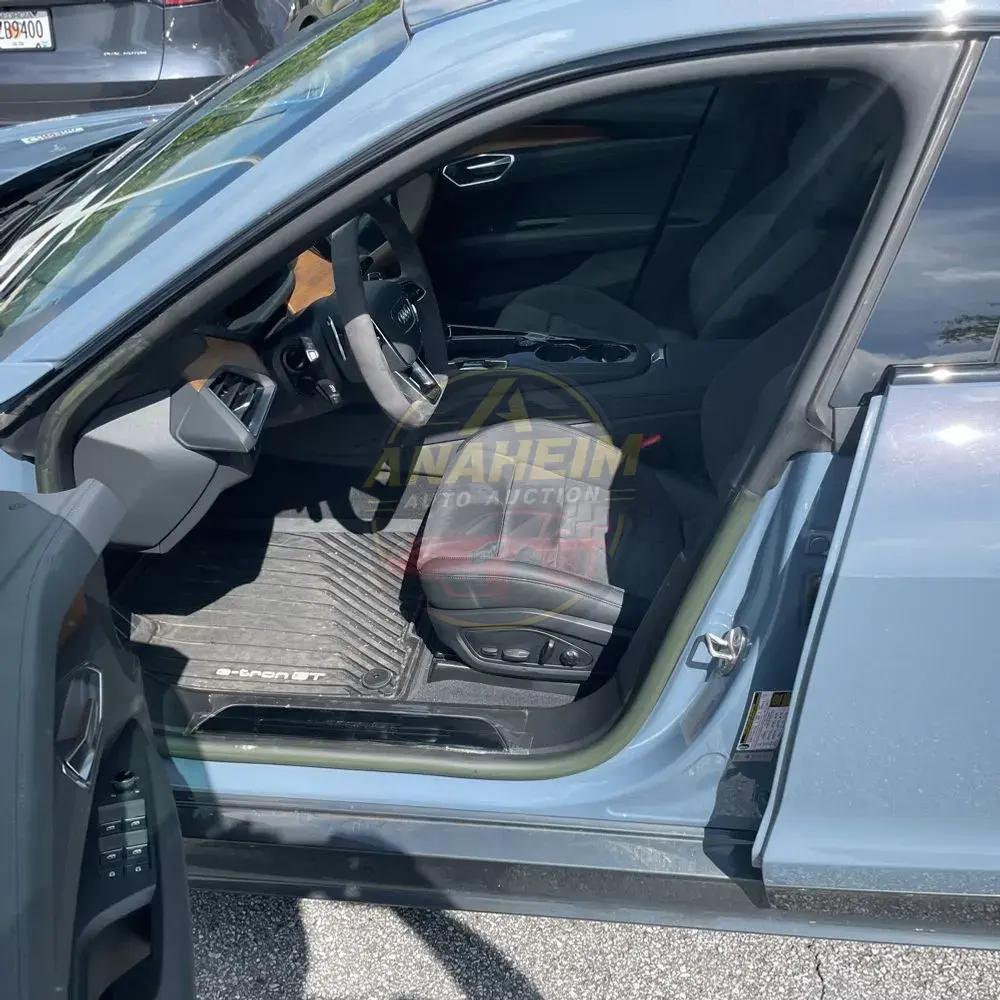 2022 Audi e-tron GT Premium Plus