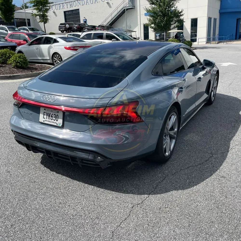 2022 Audi e-tron GT Premium Plus