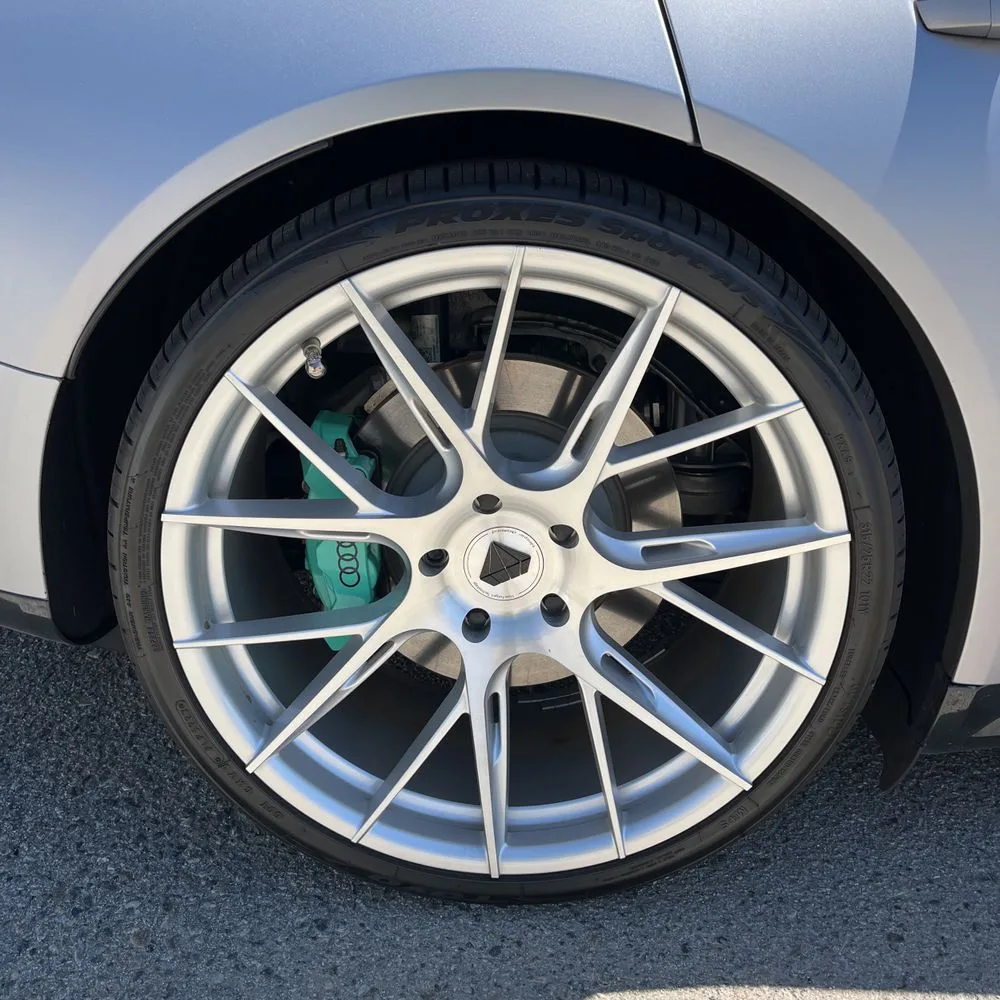 2024 Audi e-tron GT Premium Plus