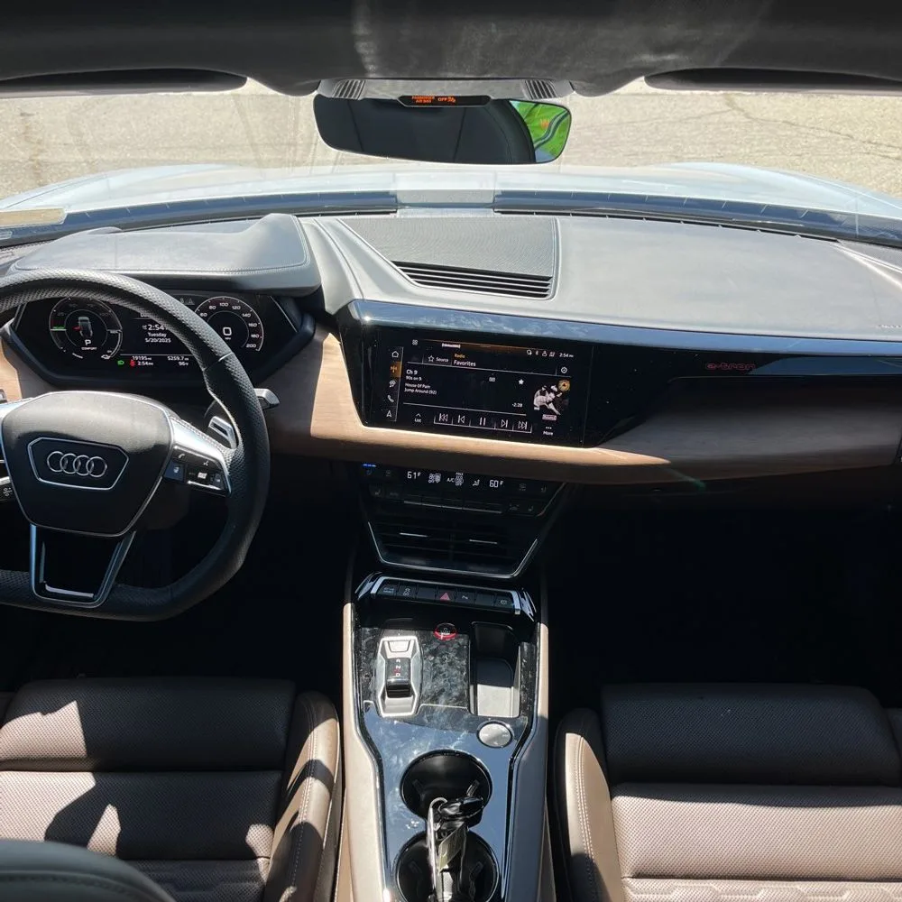 2024 Audi e-tron GT Premium Plus