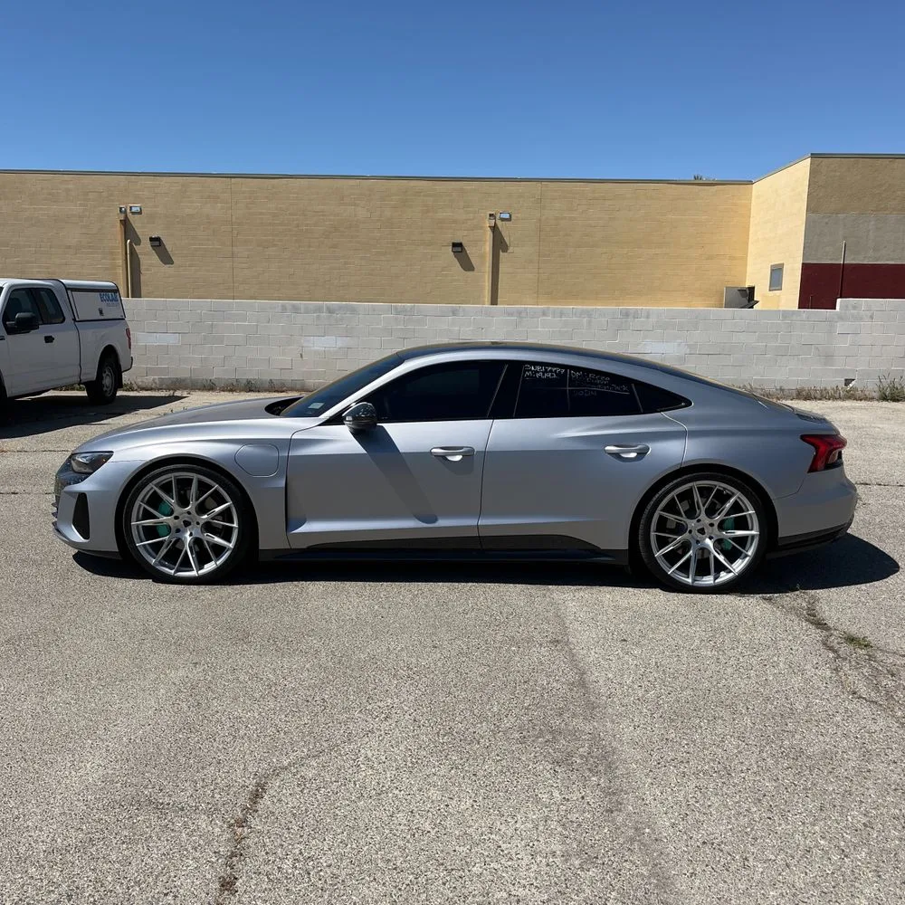 2024 Audi e-tron GT Premium Plus