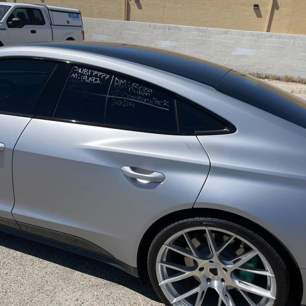 2024 Audi e-tron GT Premium Plus