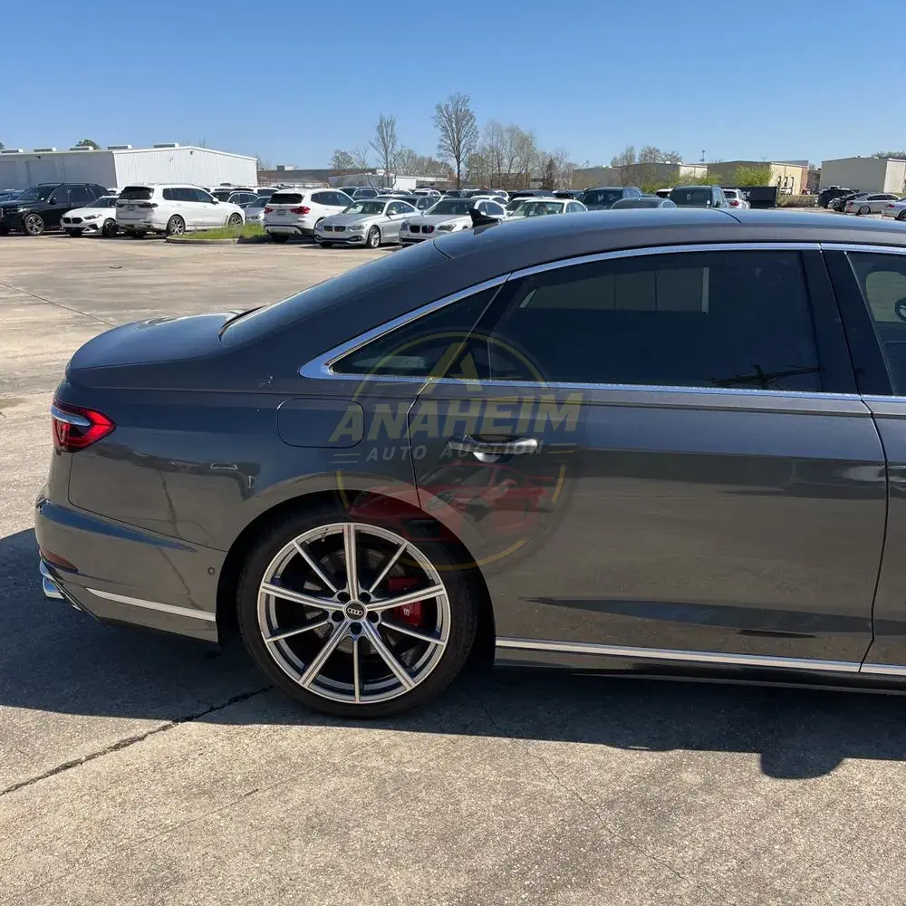 2022 Audi S8