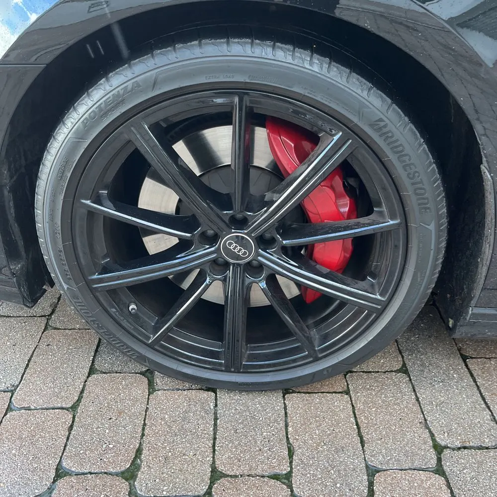 2023 Audi S8