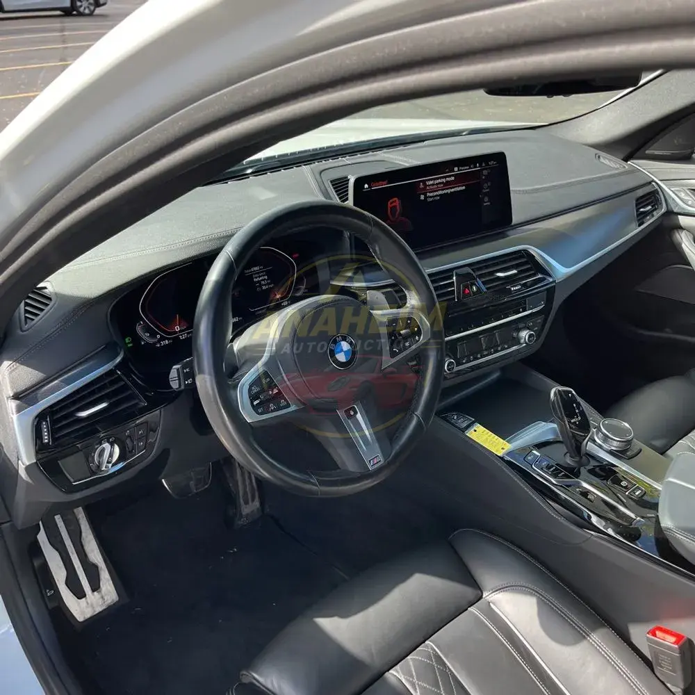 2023 BMW 5-Series M550xi