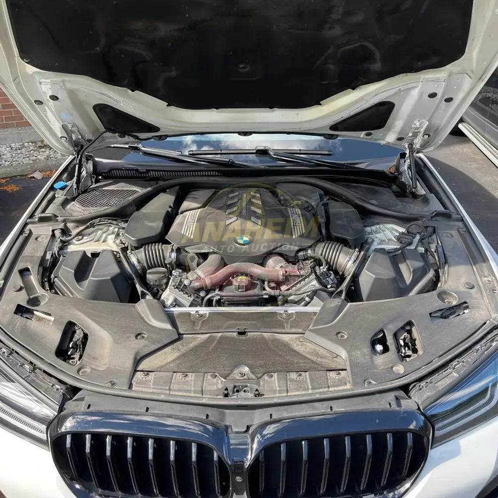 2023 BMW 5-Series M550xi
