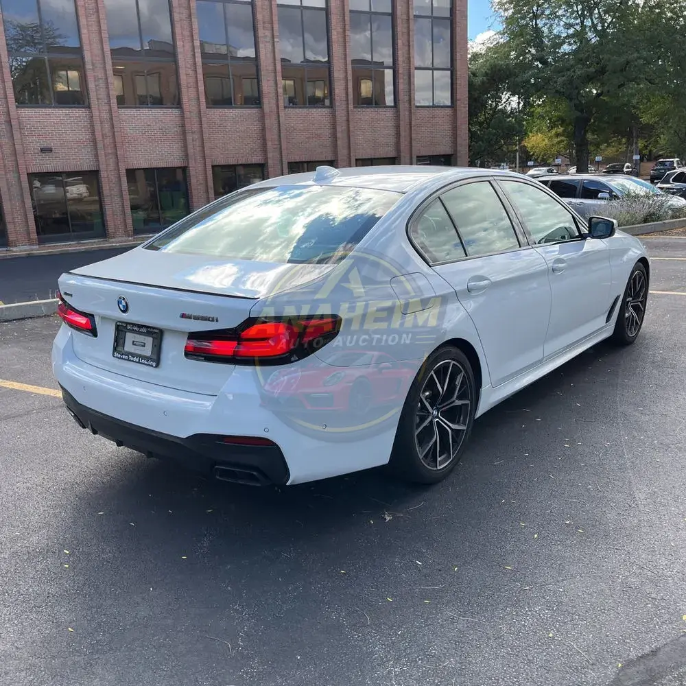 2023 BMW 5-Series M550xi