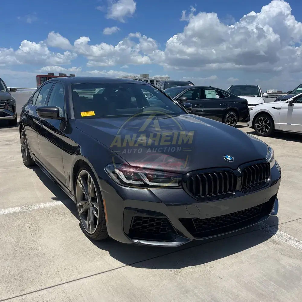 2022 BMW 5-Series M550xi