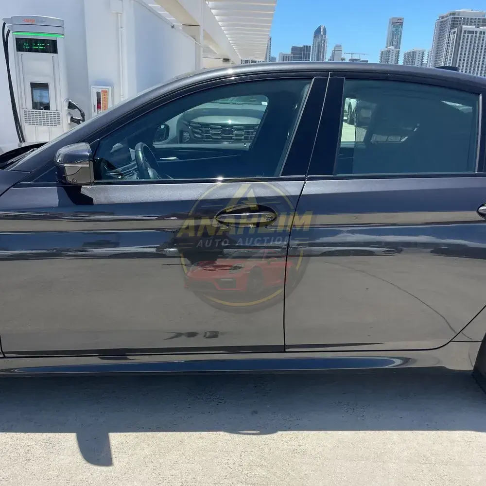 2022 BMW 5-Series M550xi