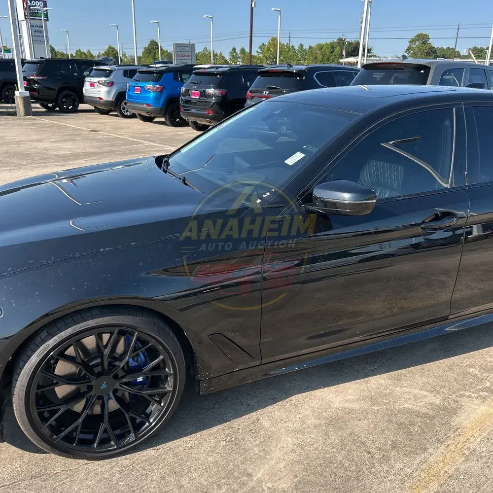 2023 BMW 5-Series M550xi