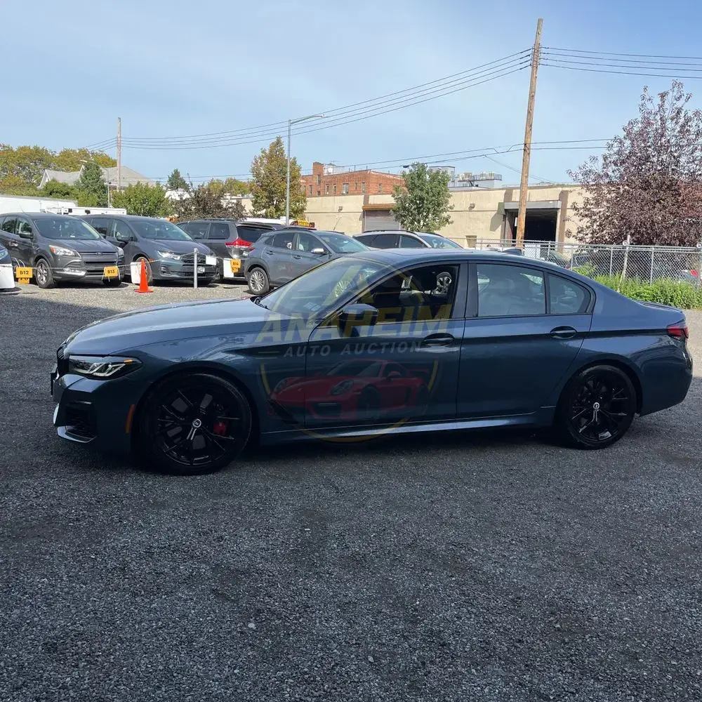 2023 BMW 5-Series M550xi
