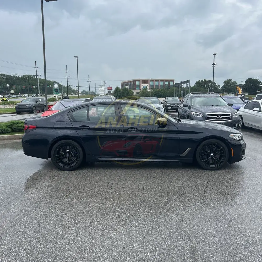 2023 BMW 5-Series M550xi