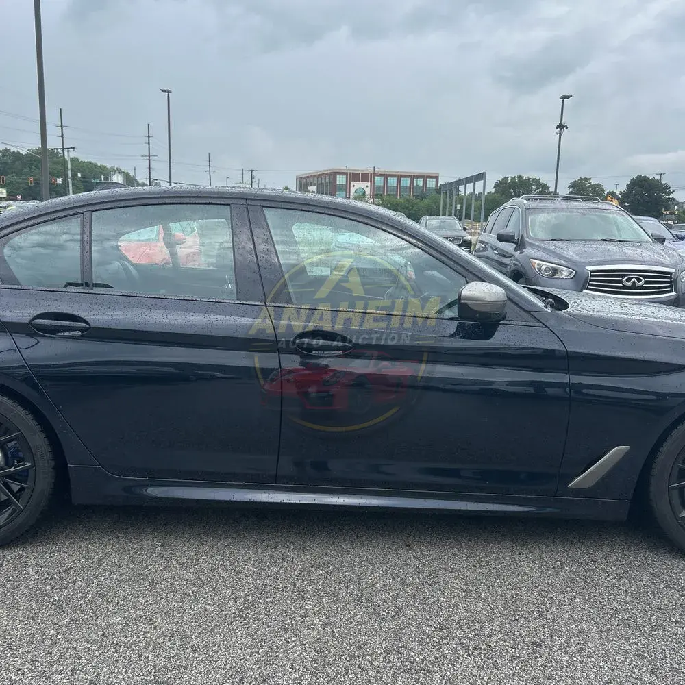 2023 BMW 5-Series M550xi